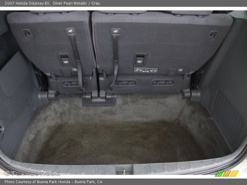Silver Pearl Metallic / Gray 2007 Honda Odyssey EX