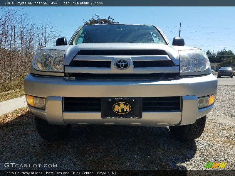 Titanium Metallic / Stone 2004 Toyota 4Runner SR5 4x4