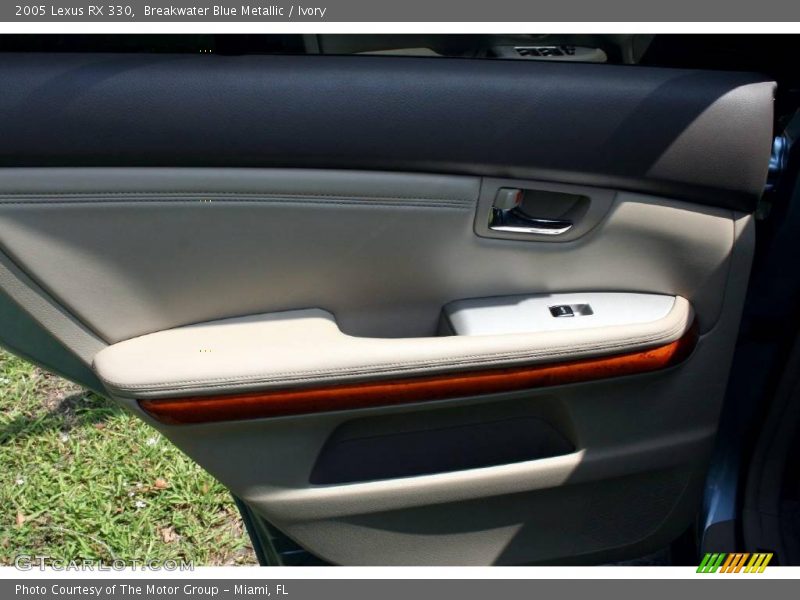 Breakwater Blue Metallic / Ivory 2005 Lexus RX 330