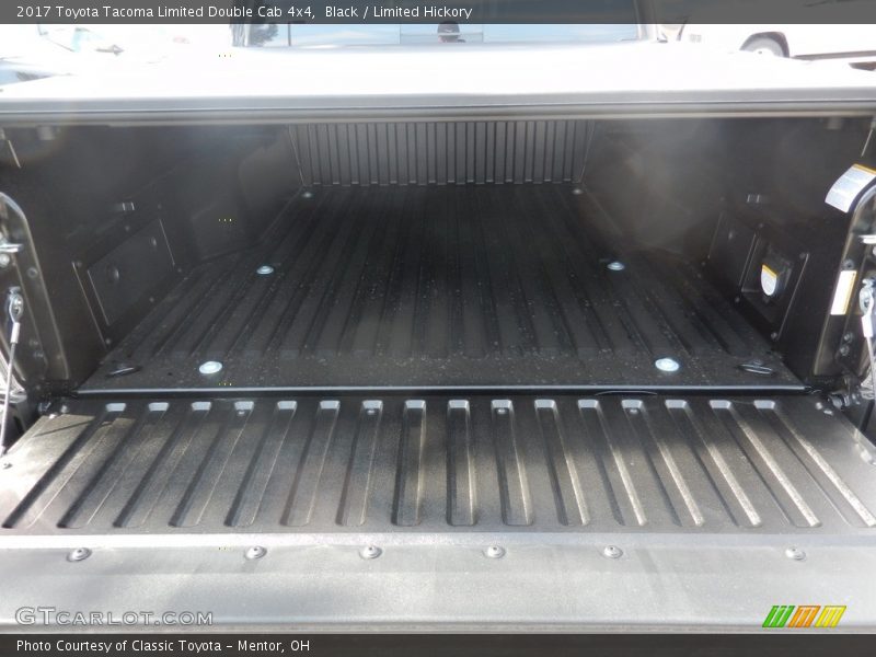 Black / Limited Hickory 2017 Toyota Tacoma Limited Double Cab 4x4