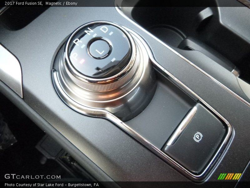 Magnetic / Ebony 2017 Ford Fusion SE
