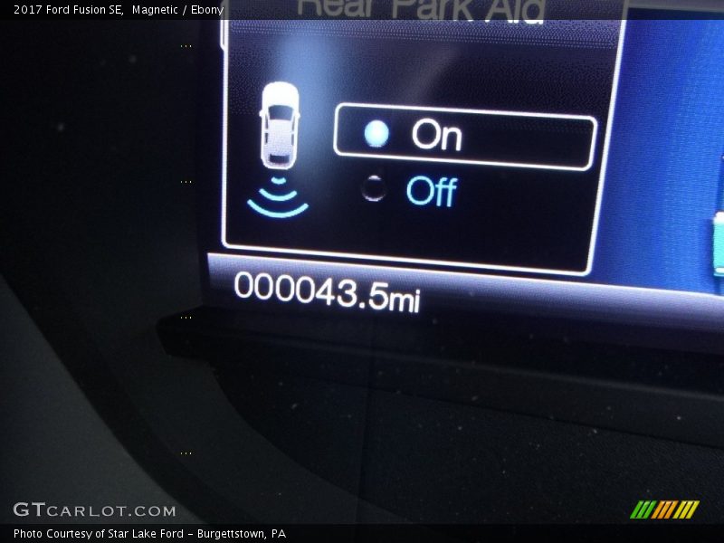 Magnetic / Ebony 2017 Ford Fusion SE