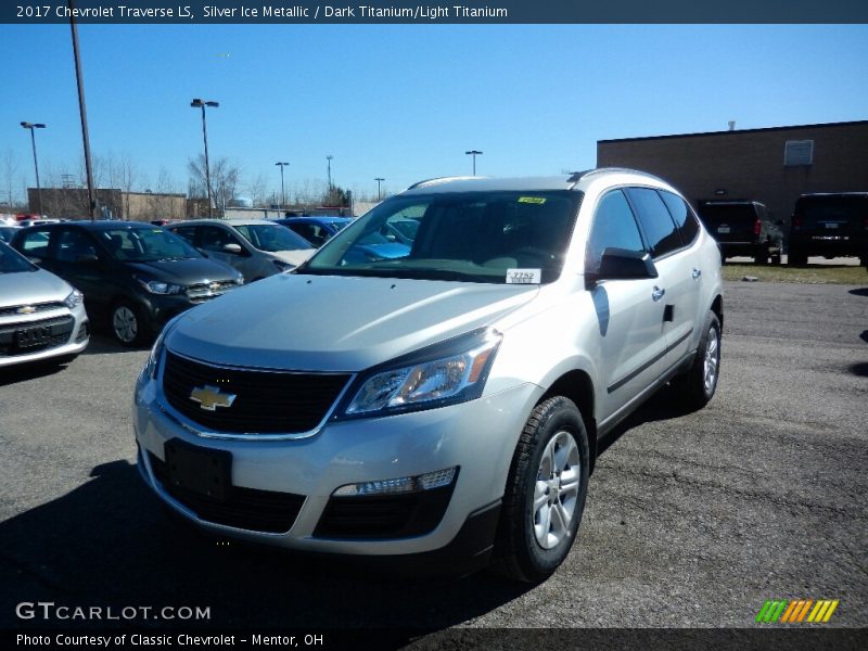 Silver Ice Metallic / Dark Titanium/Light Titanium 2017 Chevrolet Traverse LS