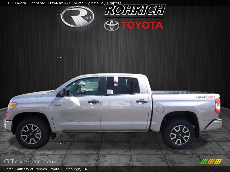 Silver Sky Metallic / Graphite 2017 Toyota Tundra SR5 CrewMax 4x4