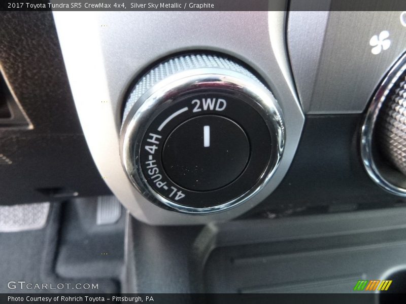 Silver Sky Metallic / Graphite 2017 Toyota Tundra SR5 CrewMax 4x4