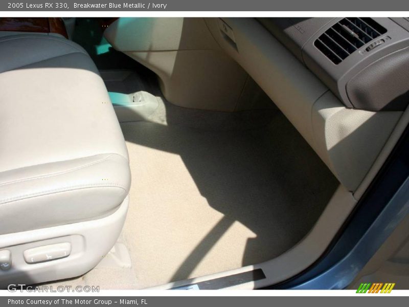 Breakwater Blue Metallic / Ivory 2005 Lexus RX 330