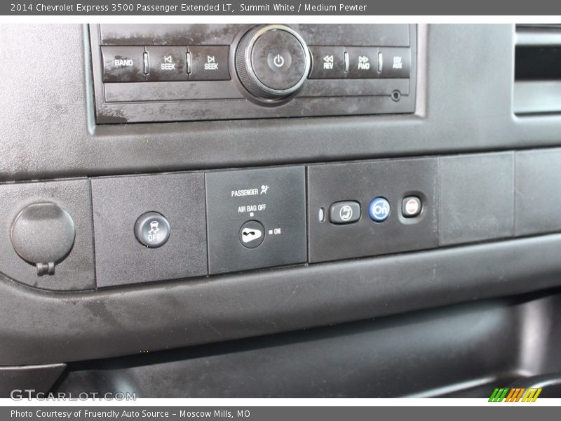 Summit White / Medium Pewter 2014 Chevrolet Express 3500 Passenger Extended LT