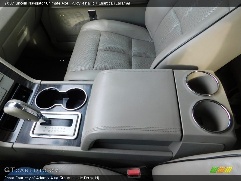 Alloy Metallic / Charcoal/Caramel 2007 Lincoln Navigator Ultimate 4x4