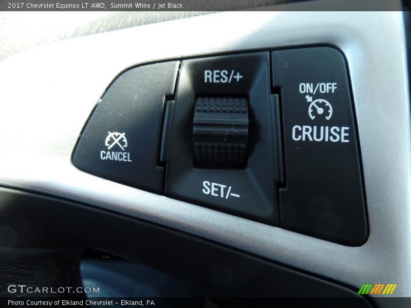 Summit White / Jet Black 2017 Chevrolet Equinox LT AWD