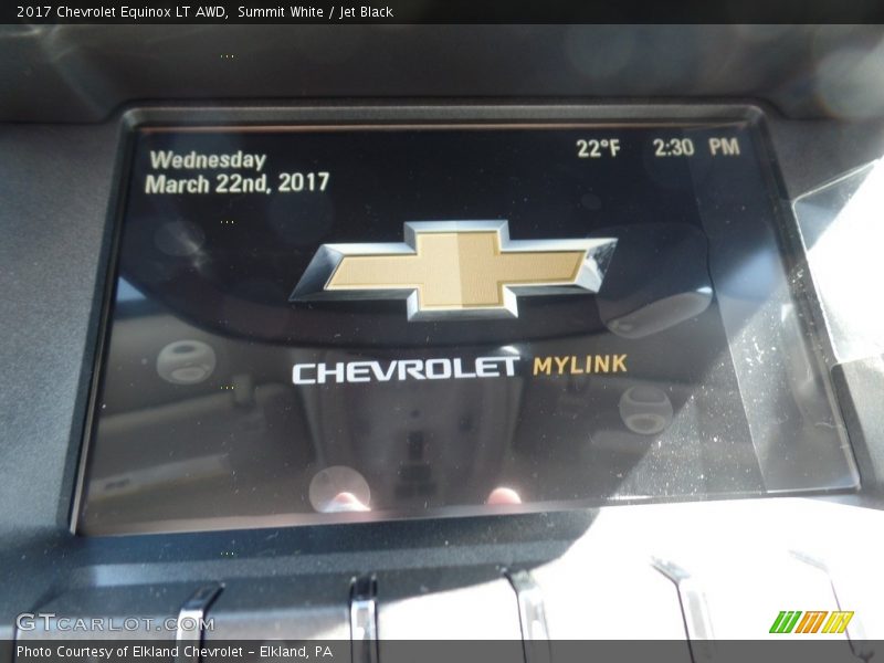 Summit White / Jet Black 2017 Chevrolet Equinox LT AWD