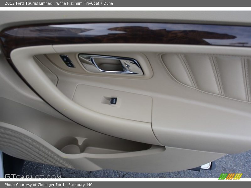 White Platinum Tri-Coat / Dune 2013 Ford Taurus Limited