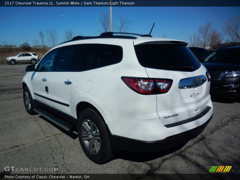 Summit White / Dark Titanium/Light Titanium 2017 Chevrolet Traverse LS