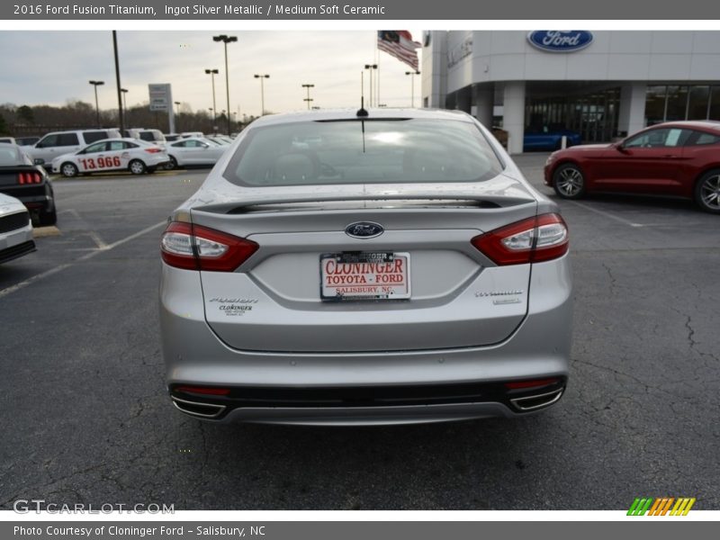 Ingot Silver Metallic / Medium Soft Ceramic 2016 Ford Fusion Titanium