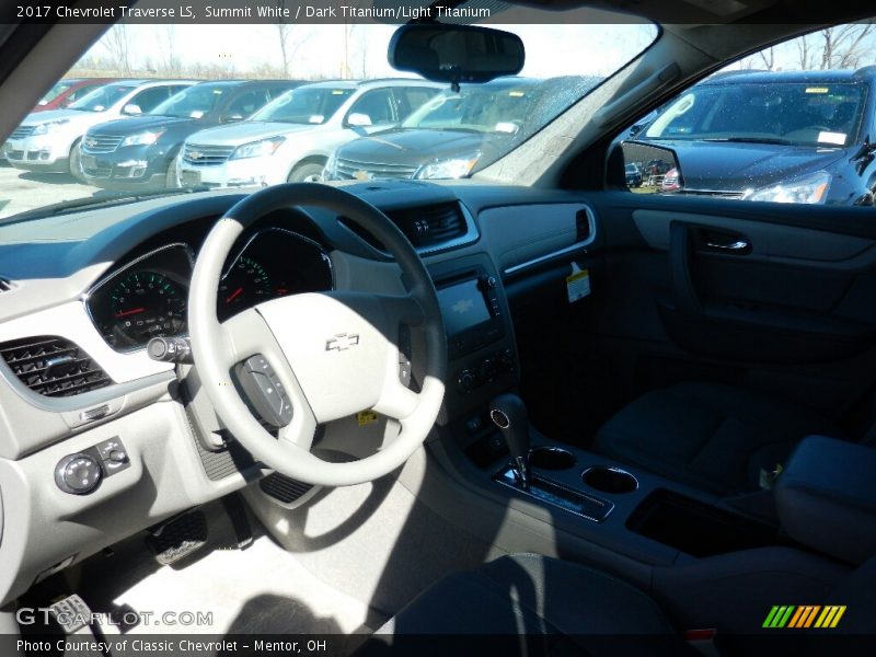 Summit White / Dark Titanium/Light Titanium 2017 Chevrolet Traverse LS