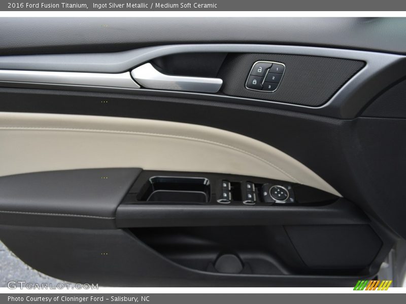 Ingot Silver Metallic / Medium Soft Ceramic 2016 Ford Fusion Titanium