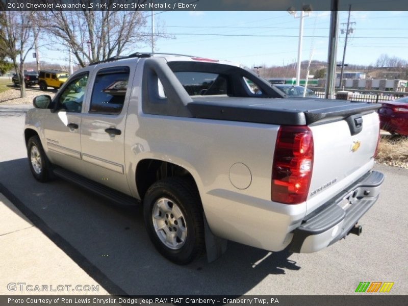 Sheer Silver Metallic / Ebony 2010 Chevrolet Avalanche LS 4x4