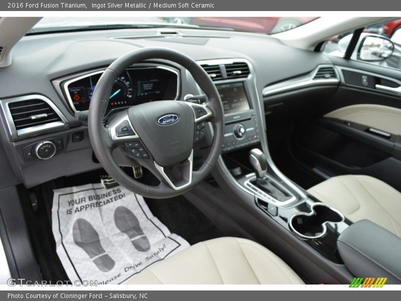 Ingot Silver Metallic / Medium Soft Ceramic 2016 Ford Fusion Titanium