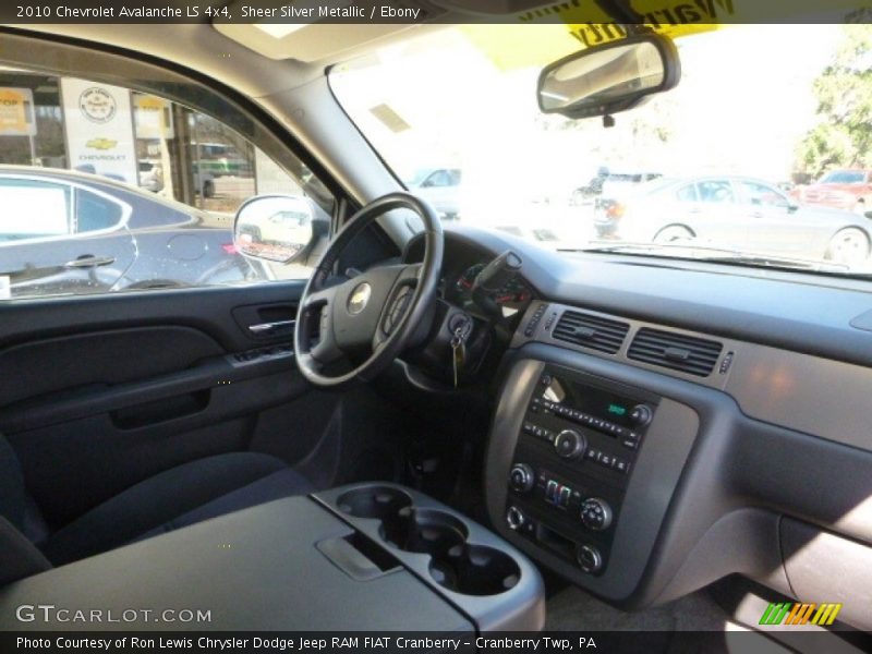 Sheer Silver Metallic / Ebony 2010 Chevrolet Avalanche LS 4x4