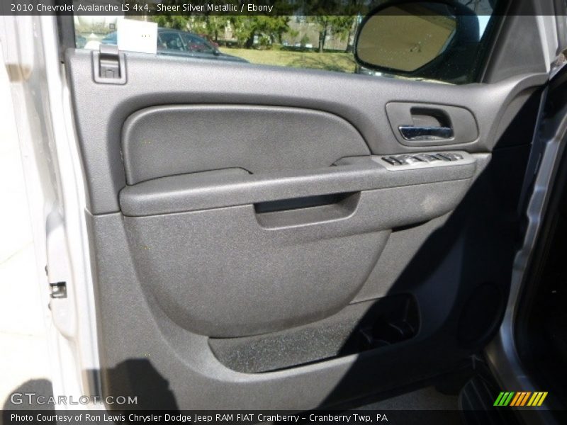 Sheer Silver Metallic / Ebony 2010 Chevrolet Avalanche LS 4x4