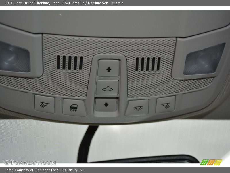 Ingot Silver Metallic / Medium Soft Ceramic 2016 Ford Fusion Titanium