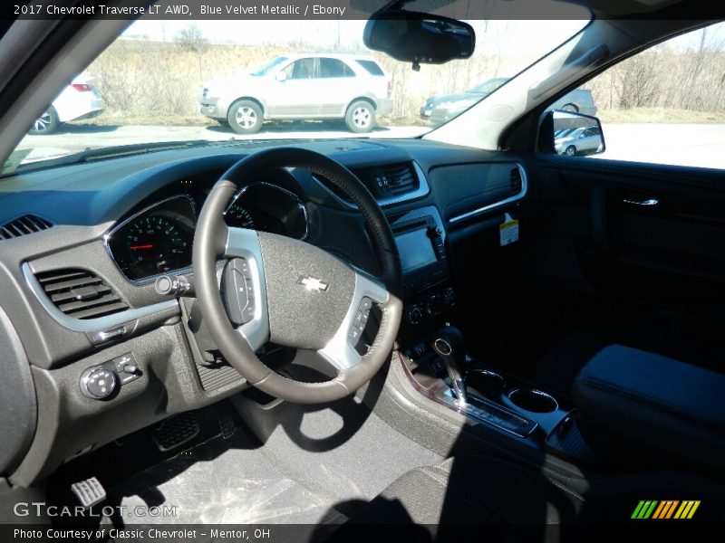 Blue Velvet Metallic / Ebony 2017 Chevrolet Traverse LT AWD