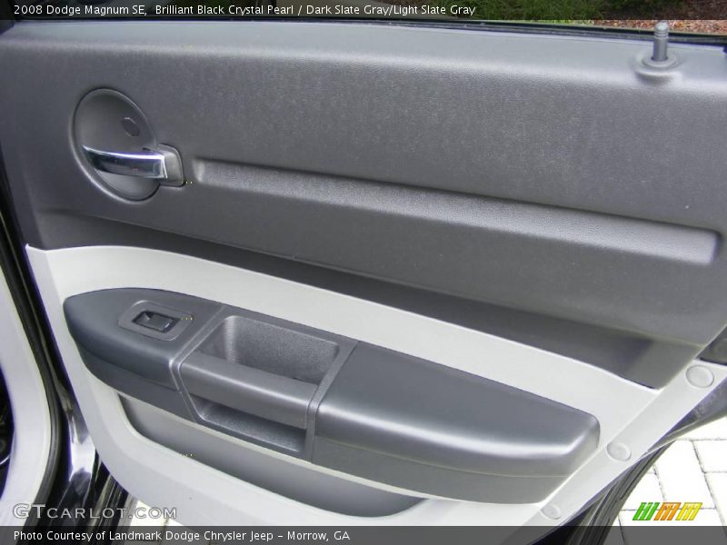 Brilliant Black Crystal Pearl / Dark Slate Gray/Light Slate Gray 2008 Dodge Magnum SE