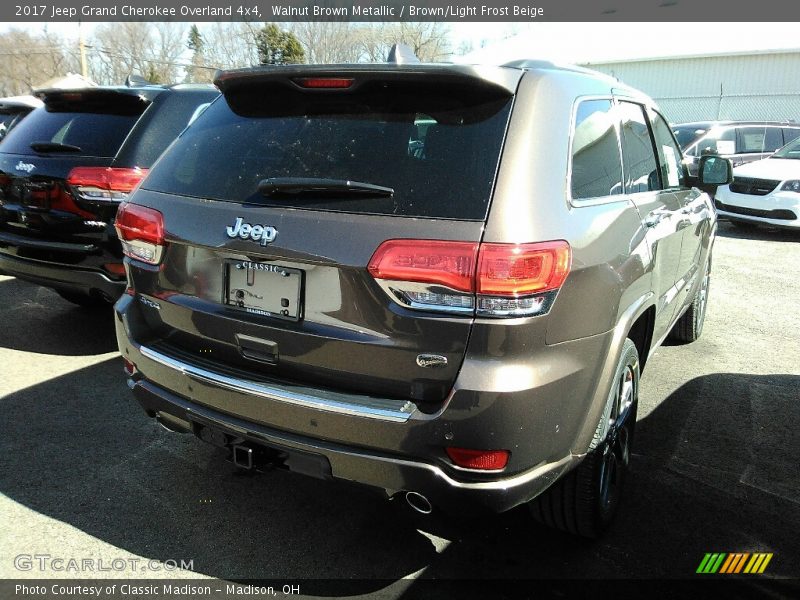 Walnut Brown Metallic / Brown/Light Frost Beige 2017 Jeep Grand Cherokee Overland 4x4