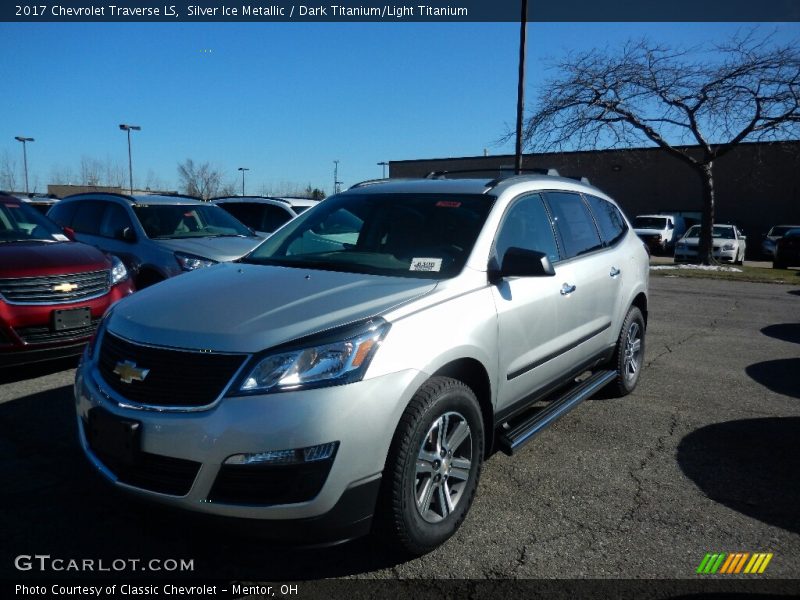 Silver Ice Metallic / Dark Titanium/Light Titanium 2017 Chevrolet Traverse LS