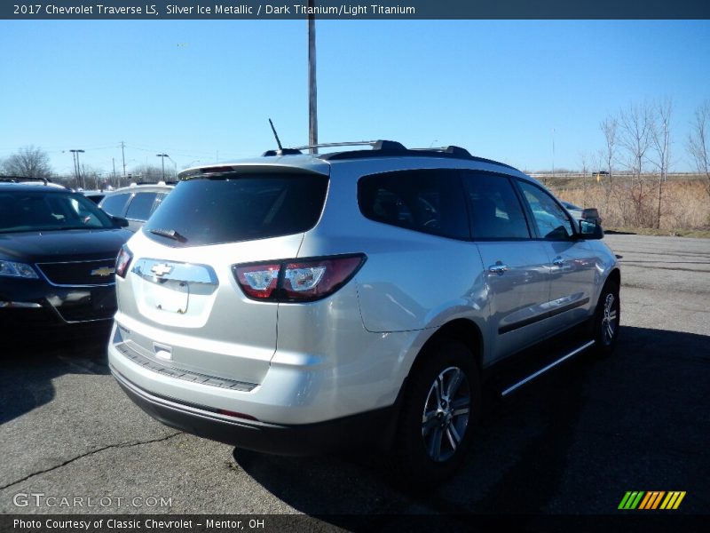Silver Ice Metallic / Dark Titanium/Light Titanium 2017 Chevrolet Traverse LS