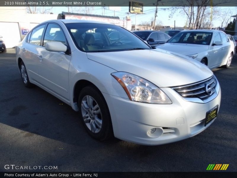 Winter Frost White / Charcoal 2010 Nissan Altima 2.5 S