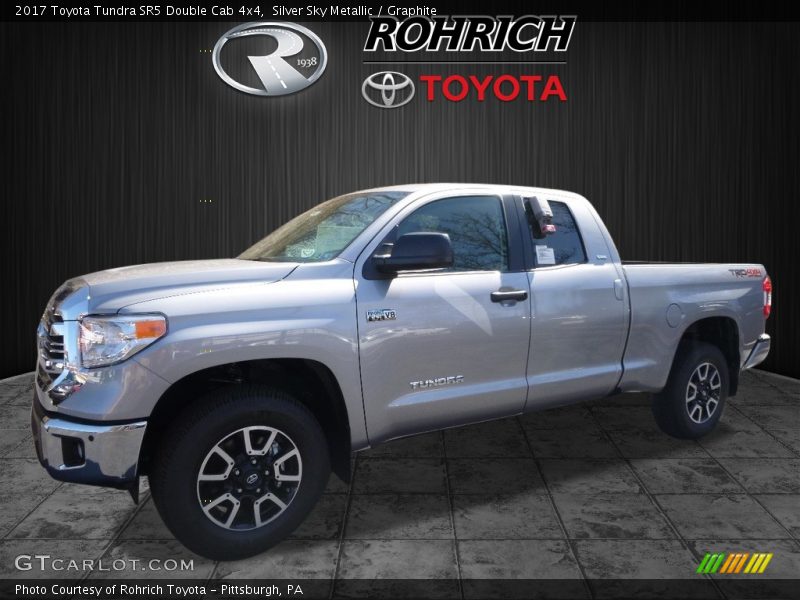 Silver Sky Metallic / Graphite 2017 Toyota Tundra SR5 Double Cab 4x4