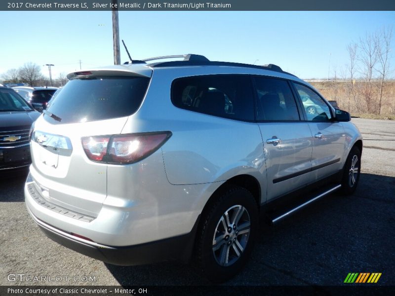 Silver Ice Metallic / Dark Titanium/Light Titanium 2017 Chevrolet Traverse LS