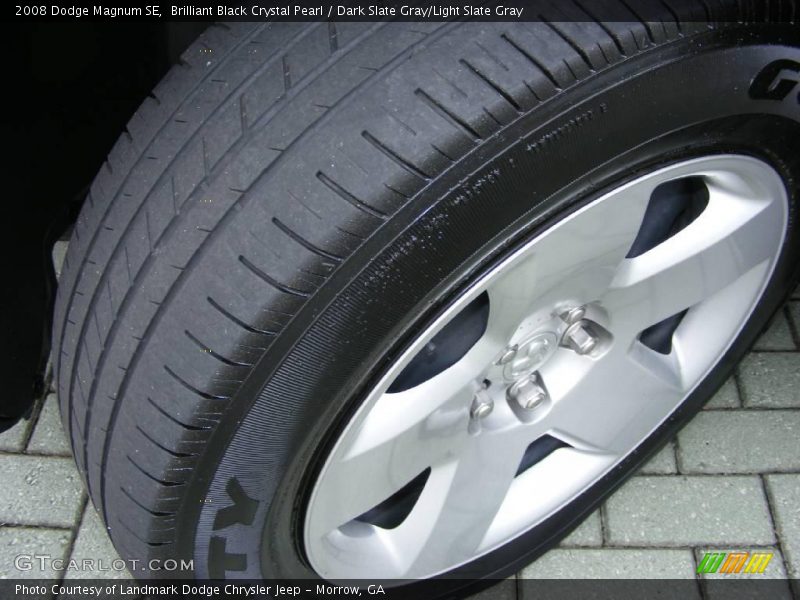 Brilliant Black Crystal Pearl / Dark Slate Gray/Light Slate Gray 2008 Dodge Magnum SE