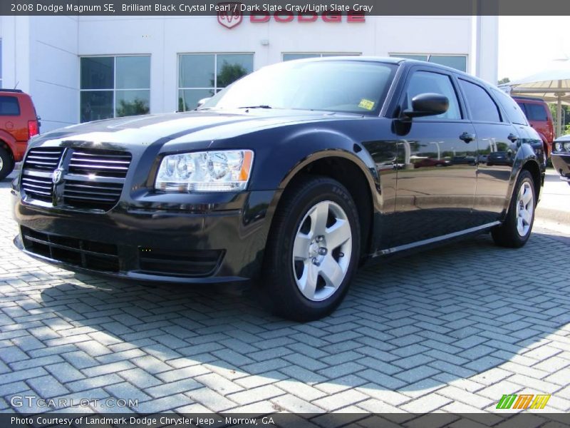 Brilliant Black Crystal Pearl / Dark Slate Gray/Light Slate Gray 2008 Dodge Magnum SE