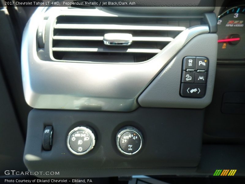 Pepperdust Metallic / Jet Black/Dark Ash 2017 Chevrolet Tahoe LT 4WD