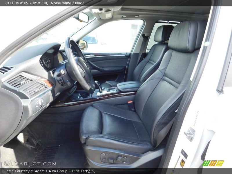 Alpine White / Black 2011 BMW X5 xDrive 50i