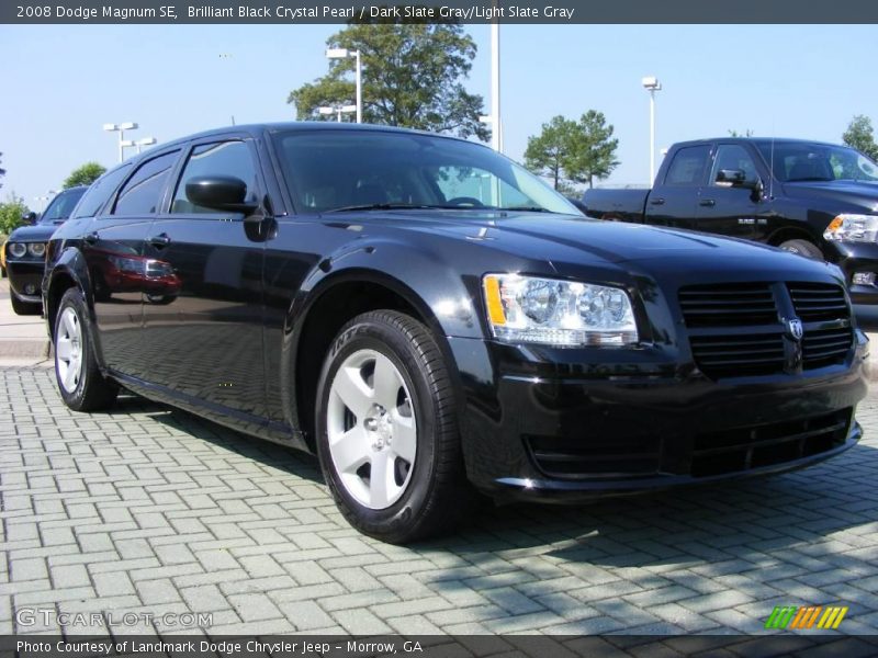 Brilliant Black Crystal Pearl / Dark Slate Gray/Light Slate Gray 2008 Dodge Magnum SE
