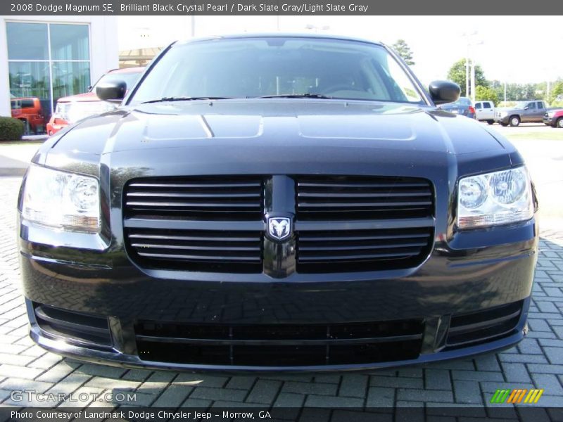 Brilliant Black Crystal Pearl / Dark Slate Gray/Light Slate Gray 2008 Dodge Magnum SE