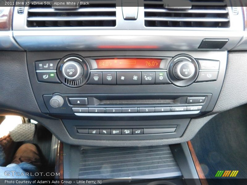 Alpine White / Black 2011 BMW X5 xDrive 50i
