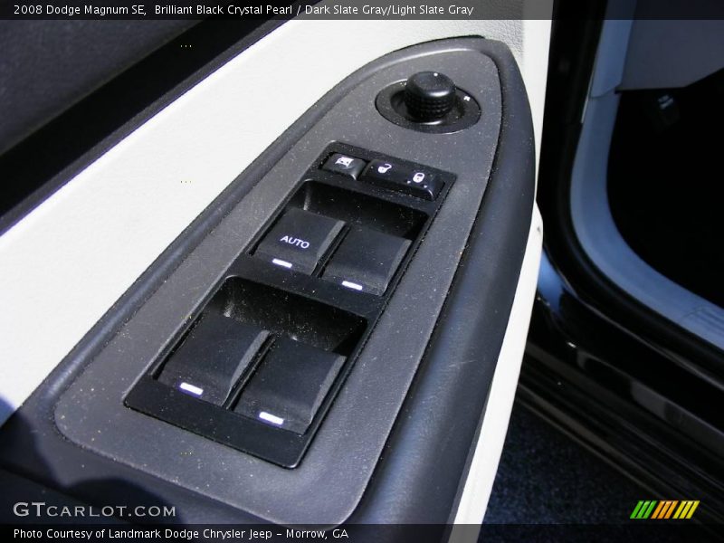 Brilliant Black Crystal Pearl / Dark Slate Gray/Light Slate Gray 2008 Dodge Magnum SE