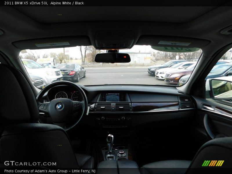 Alpine White / Black 2011 BMW X5 xDrive 50i