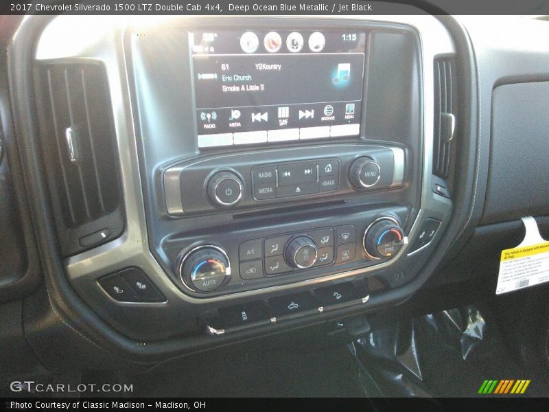 Deep Ocean Blue Metallic / Jet Black 2017 Chevrolet Silverado 1500 LTZ Double Cab 4x4