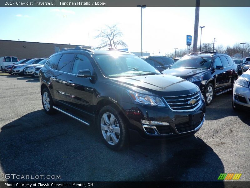 Tungsten Metallic / Ebony 2017 Chevrolet Traverse LT