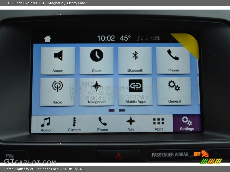 Magnetic / Ebony Black 2017 Ford Explorer XLT
