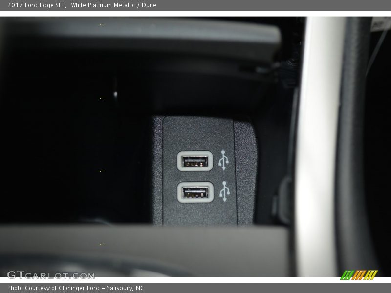 White Platinum Metallic / Dune 2017 Ford Edge SEL