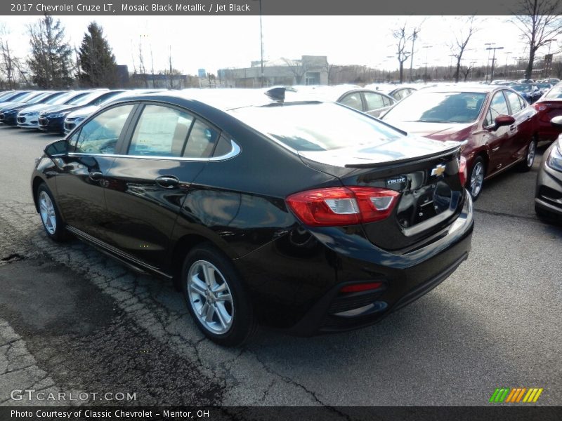 Mosaic Black Metallic / Jet Black 2017 Chevrolet Cruze LT