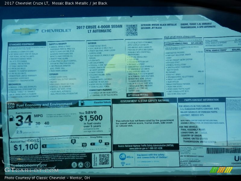Mosaic Black Metallic / Jet Black 2017 Chevrolet Cruze LT