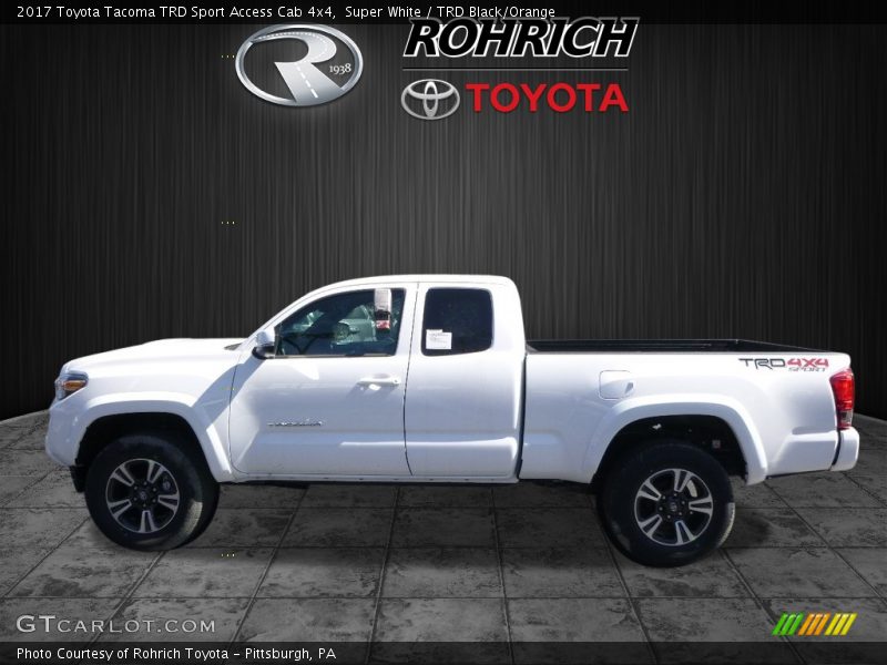 Super White / TRD Black/Orange 2017 Toyota Tacoma TRD Sport Access Cab 4x4