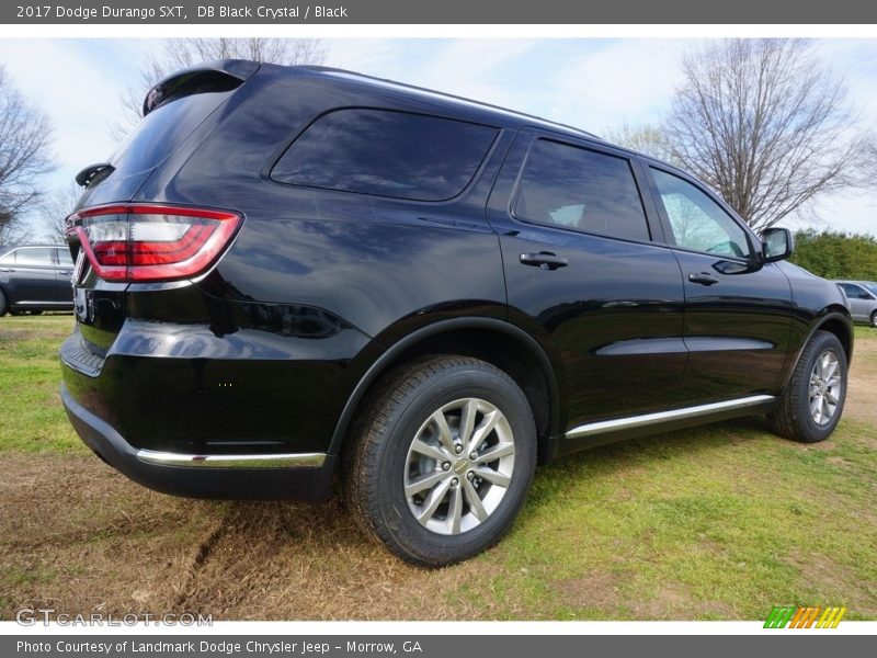 DB Black Crystal / Black 2017 Dodge Durango SXT