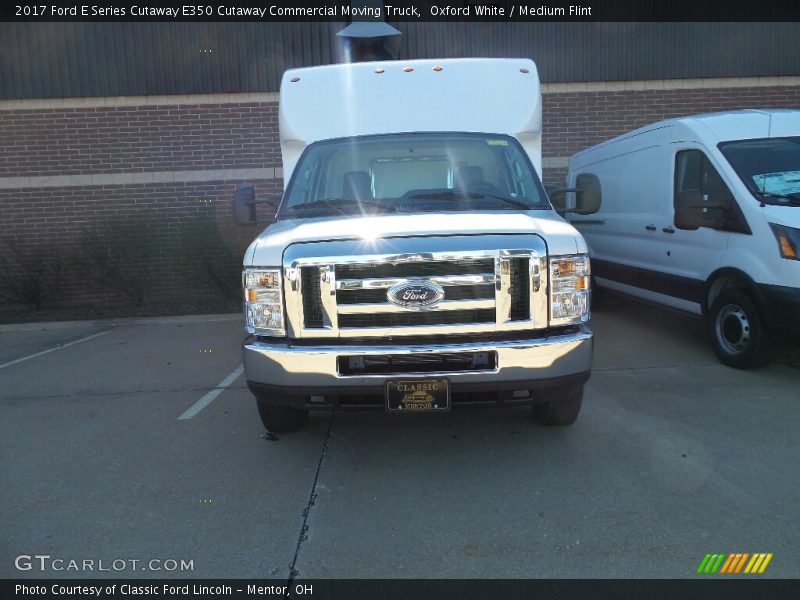 Oxford White / Medium Flint 2017 Ford E Series Cutaway E350 Cutaway Commercial Moving Truck